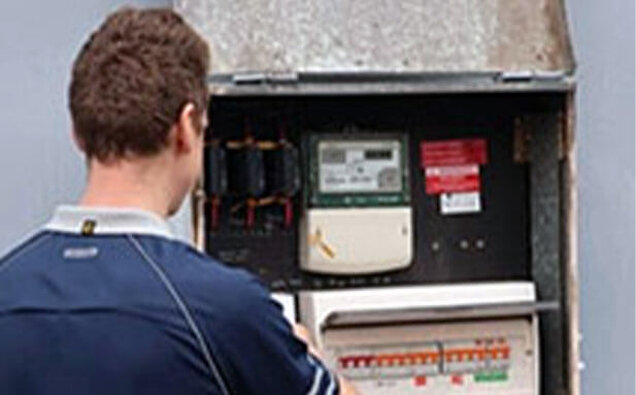 /uploads/2025/04/licensed-electrician.jpg